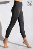 CURVY Capri Length Leggings