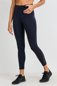 Perforated Panel Highwaist Performance Leggings