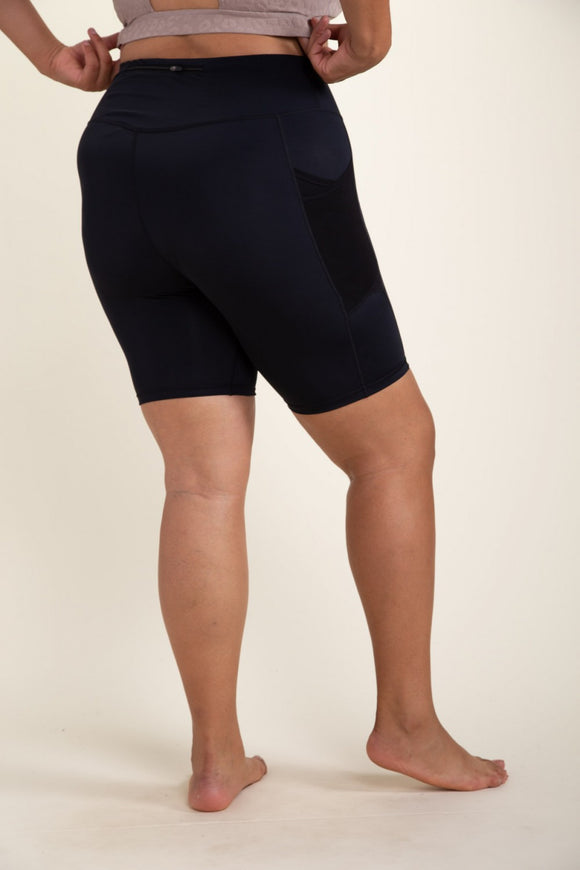 CURVY Sweetheart Zippered Back High-Waist Biker Shorts